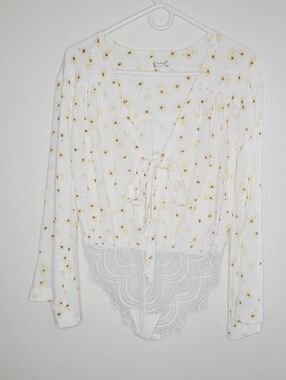 Free People Intimately Bodysuit Women's XS Daisy Sunflower Bell Sleeves Festival